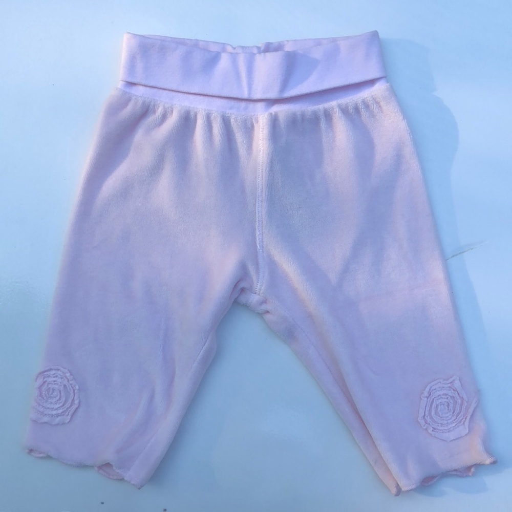 Taille Girl Shorts with Velvet